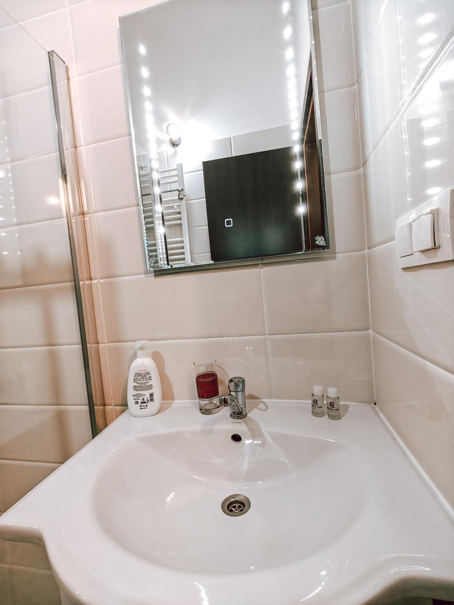 קלוז'-נאפוקה Berindei Studio - City Center - Private Parking מראה חיצוני תמונה